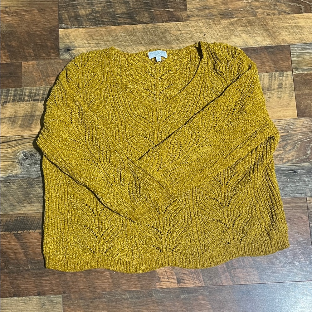 Cozy Mustard Cable Knit Women's Sweater (M)